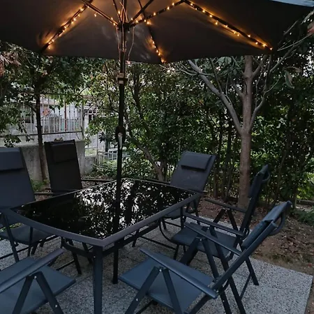 Apartman Mira *